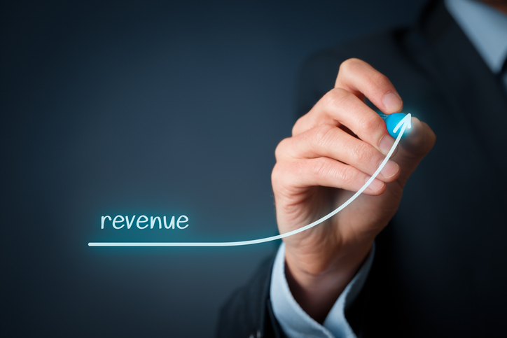 B2B revenue growth chart showing business success and sales performance improvement with Ricavvo consulting